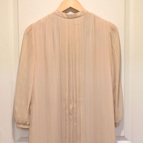 Late 70s Maak Modell 38 Button Front Kaftan with Pleated Details - Picture 7 of 12